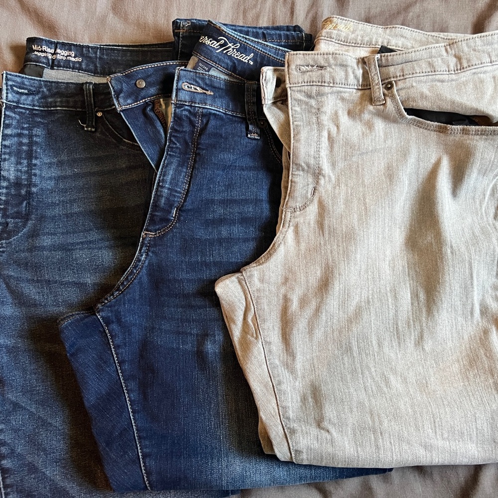 Women’s Jeans Size 18